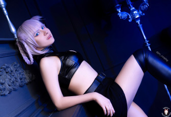 Картинка девушки -+креатив +косплей костюм образ клыки