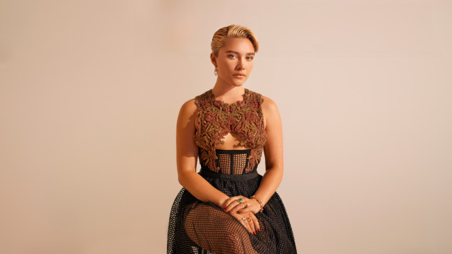 Обои картинки фото florence pugh harpers bazaar 2023, девушки, florence pugh, флоренс, роуз, пью, актриса, оксфорд, великобритания, блондинка, пирсинг, ювелирные, украшения