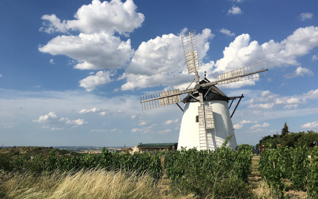 Обои картинки фото разное, мельницы, облака, мельница, небо