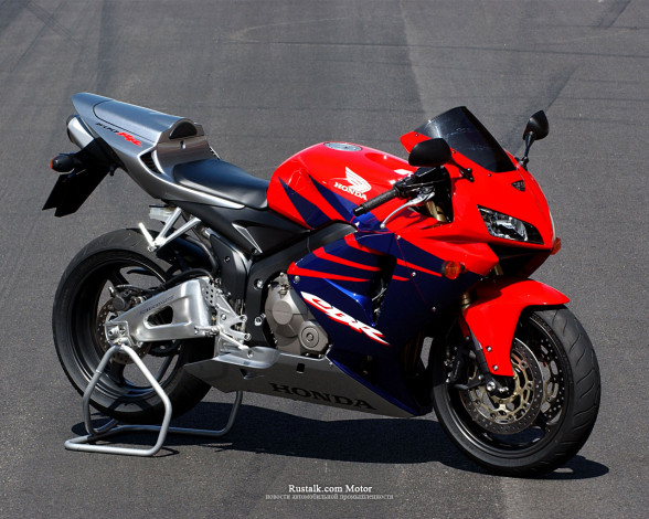 Обои картинки фото мотоциклы, honda