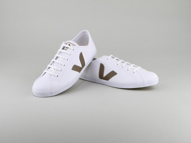 Обои картинки фото разное, посуда, столовые, приборы, кухонная, утварь, обувь