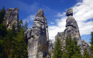 Картинка природа горы небо скалы деревья