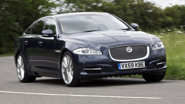 Обои картинки фото jaguar, xj, автомобили, land, rover, ltd, легковые, класс-люкс, великобритания