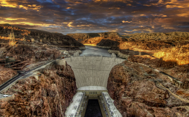 Обои картинки фото плотина, гувера, природа, реки, озера, река, ущелье, горы, панорама, дорога, облака