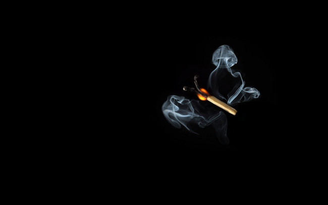 Обои картинки фото рисованные, минимализм, креатив, черный, фон, спичка, дым, бабочка