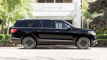 Картинка lincoln+navigator+extended+length+2018 автомобили lincoln extended navigator 2018 length