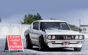 Картинка автомобили nissan datsun