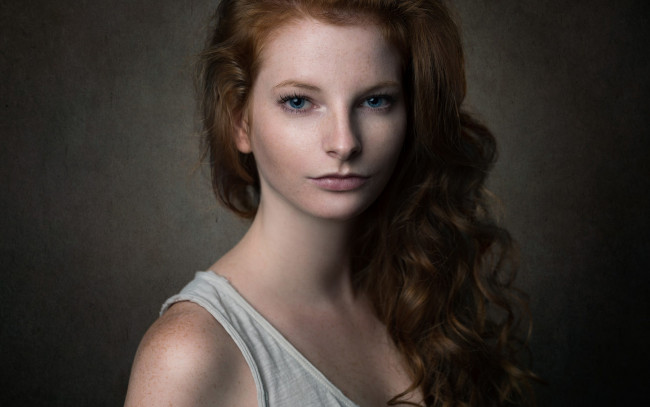 Обои картинки фото девушки, -unsort , лица,  портреты, веснушки, портрет, лицо, рыжеволосая, девушка