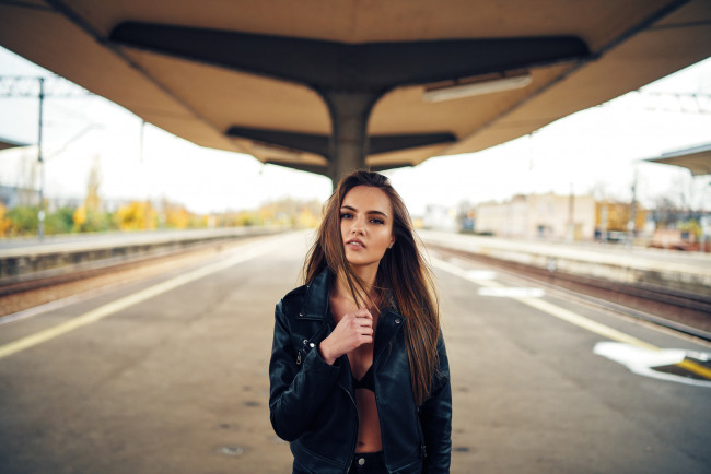 Обои картинки фото девушка, девушки, -unsort , брюнетки, темноволосые, модель