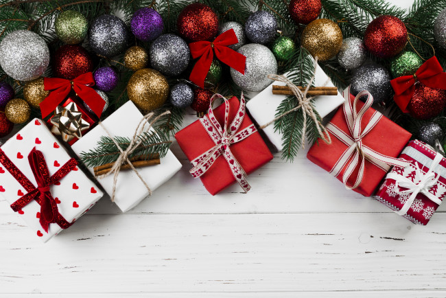 Обои картинки фото праздничные, - разное , новый год, шары, подарки