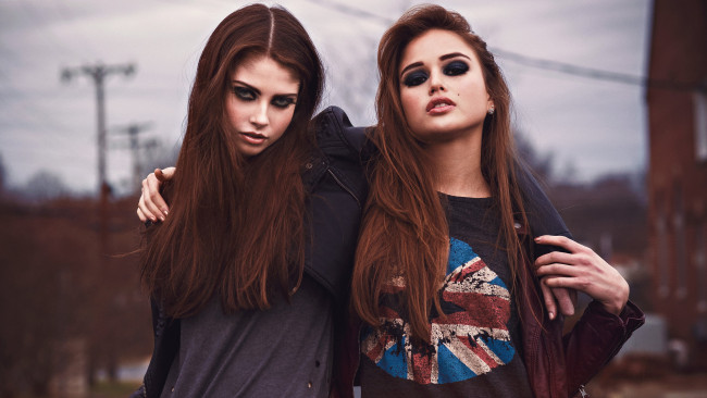 Обои картинки фото девушки, - группа девушек, hannah, marie, morgan, jayne, lee