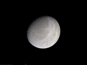 Картинка рея спутник сатурна космос спутники