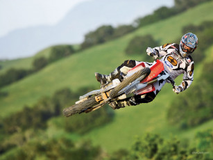 Картинка спорт мотокросс