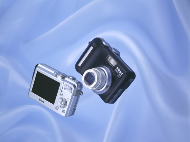 Обои картинки фото бренды, nikon