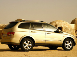 Картинка автомобили ssang yong