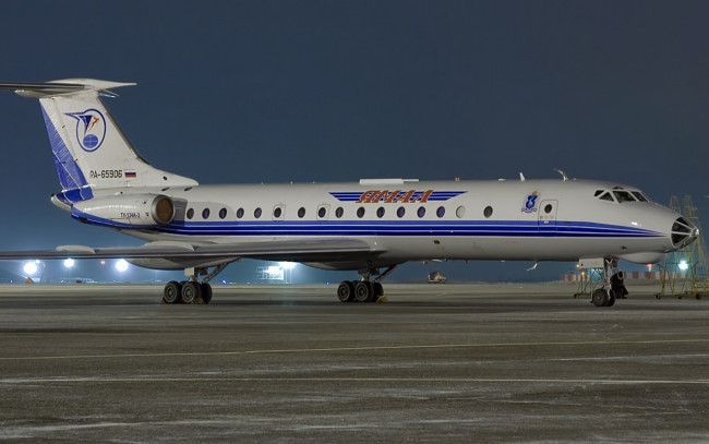 Обои картинки фото авиация, пассажирские, самолёты, туполев