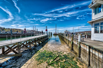 Картинка корабли порты+ +причалы пристань отлив бухта