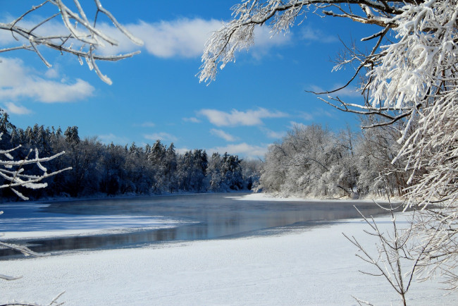 Обои картинки фото природа, зима, снег, река, деревья