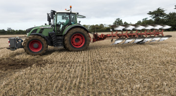 Картинка техника тракторы колесный трактор