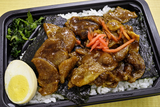 Обои картинки фото еда, вторые блюда, овощи, мясо, рис, яйцо