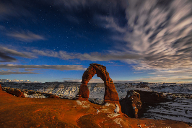 Обои картинки фото природа, горы, арка, юта, скалы, сша, небо, звезды, национальный, парк, арки