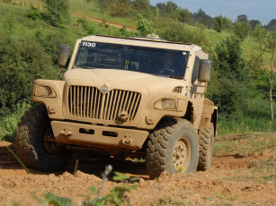 Картинка international+mxt-mva+double+cab+2007 техника военная+техника international mxt-mva double cab 2007