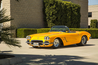 Картинка автомобили corvette