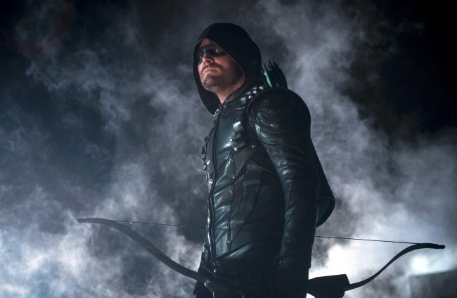 Обои картинки фото кино фильмы, arrow , сериал, stephen, amell, oliver, queen