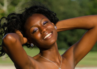 Картинка девушки -unsort+ лица +портреты взгляд темнокожая чернокожая портрет модель девушка молодая лицо красотка мулатка