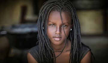 Картинка девушки -unsort+ лица +портреты красотка взгляд девушка молодая модель мулатка чернокожая темнокожая портрет лицо