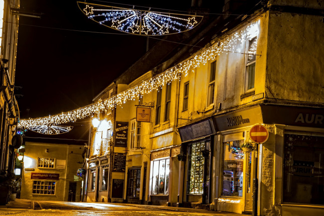 Обои картинки фото праздничные, новогодние пейзажи, улица, дома, иллюминация