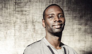 Картинка мужчины -unsort омар си комедия актер сценарист продюсер неприкасаемые люди икс дни минувшего будущего самба шоколад все начинается завтра ночной конвой