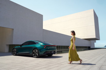 Картинка автомобили -авто+с+девушками jiyue