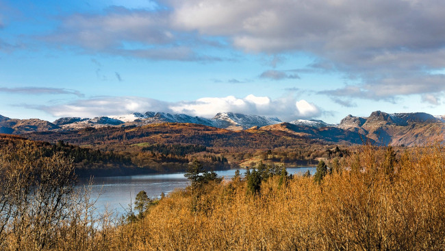 Обои картинки фото природа, реки, озера, горы, облака, река, деревья, лес, осень