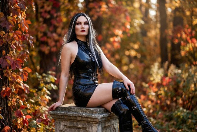 Обои картинки фото красивая девушка, девушки, - рыжеволосые и разноцветные, девушка, женщина, разноцветная, сексуальная, модель, звезда, позирует, разная, обувь, верхняя, стильная, одежда, нижнее, эротическое, бельё, трусы, лифчик, аксессуары, макияж, колготки, чулки, и, множество, элементов, на, фотографии