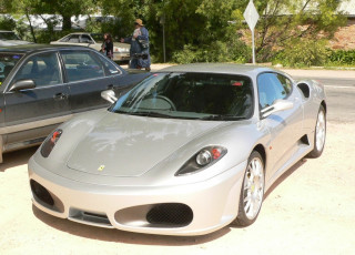 Картинка ferrari автомобили выставки уличные фото