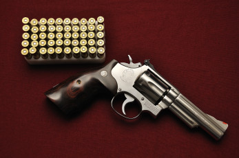 Картинка оружие револьверы пули ствол