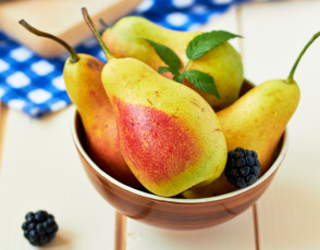 Картинка еда фрукты +ягоды ежевика груши