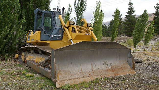 Обои картинки фото komatsu d-65p dozer, техника, бульдозеры, тяжелый, бульдозер, ковш