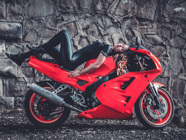 Обои картинки фото мотоциклы, мото с девушкой, bike, woman