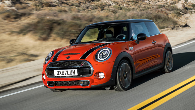 Обои картинки фото mini hardtop 2 door 2019, автомобили, mini, red, 2019, door, hardtop, 2