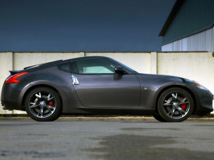 Картинка автомобили nissan datsun