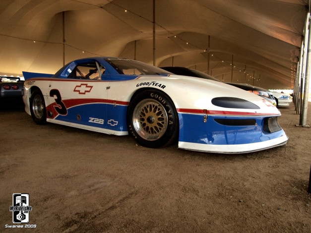 Обои картинки фото автомобили, выставки, уличные, фото