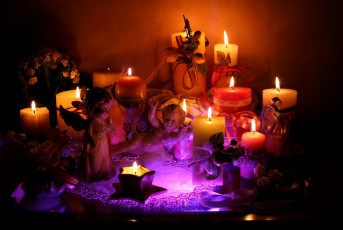 Картинка разное свечи темно пламя фигурки ангелочек