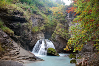 Картинка природа водопады водопад скалы деревья