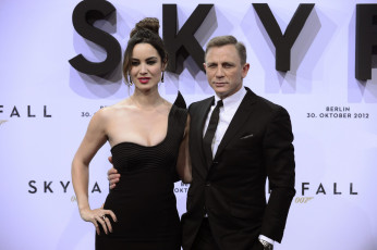 Картинка разное знаменитости дэниел крейг беренис мерло