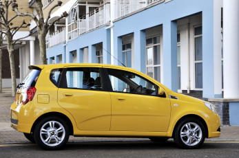 обоя автомобили, chevrolet, желтый, uk-spec, t250, 5-door, aveo