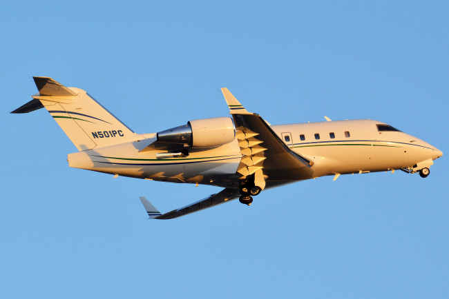 Обои картинки фото авиация, пассажирские самолёты, небо, полет, самолет