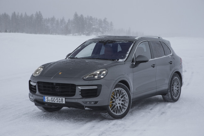 Обои картинки фото автомобили, porsche, turbo, s, серый, 2015г, 958, cayenne