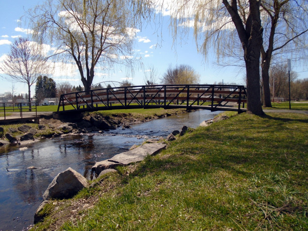 Обои картинки фото природа, реки, озера, мостик, речушка